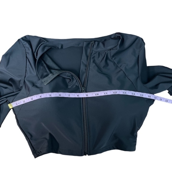 Womens Cropped Black Zip Up Top Small Coquette Chic Emo Punk Gorpcore Minimalist - Picture 9 of 9